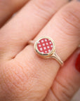 Round Santa Fe Signet