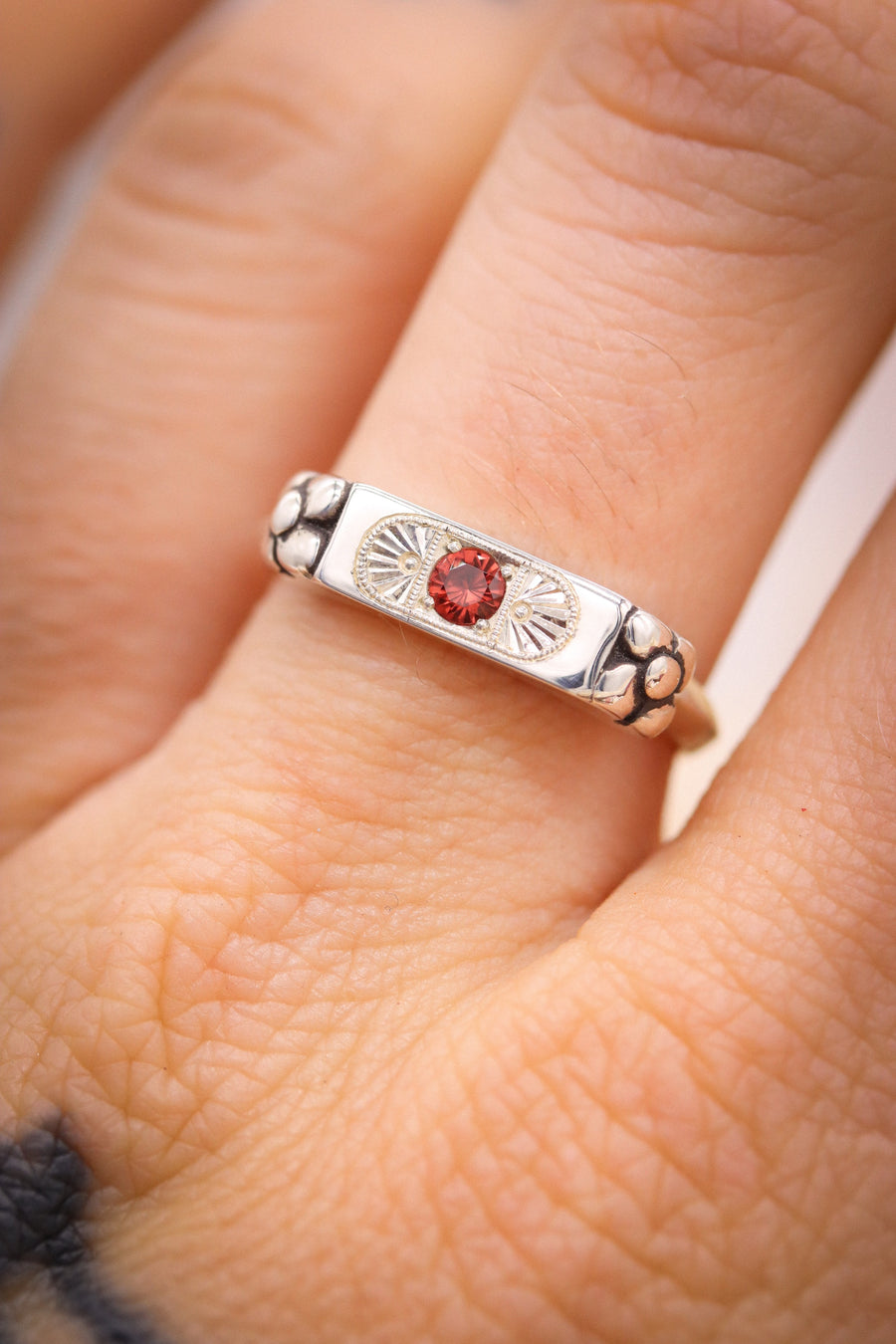 Garnet Florence Ring